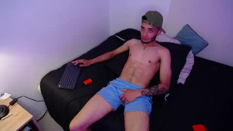 Snapshot of eros_chipre chatting on 12-26-24, 11:21 Eros online show from 12-26-24, 11:21