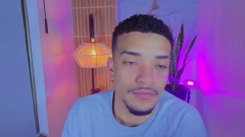 Snapshot of eros_chipre chatting on 10-17-25, 11:57 Eros online show from 10-17-25, 11:57