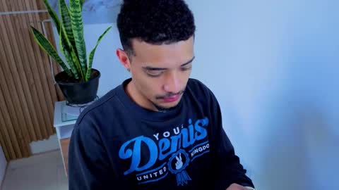 Snapshot of eros_chipre chatting on 10-23-25, 03:11 Eros online show from 10-23-25, 03:11