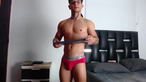 Snapshot of erosscott chatting on 01-15-26, 06:00 Eros online show from 01-15-26, 06:00