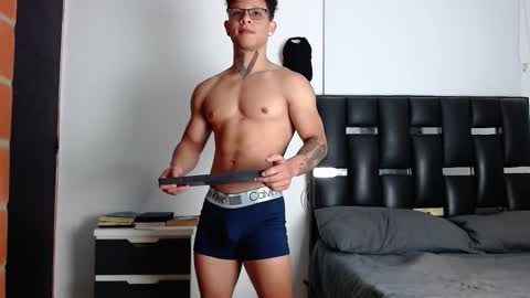 Snapshot of erosscott chatting on 02-24-26, 08:18 Eros online show from 02-24-26, 08:18