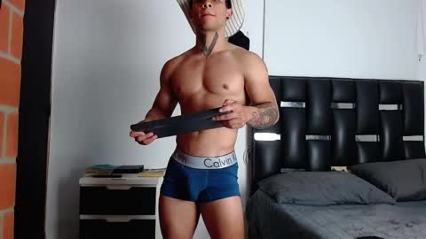 Snapshot of erosscott chatting on 03-16-26, 09:52 Eros online show from 03-16-26, 09:52