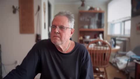 eros online show from 02-05-25, 06:15