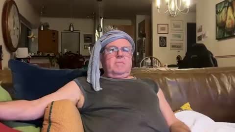 eros online show from 02-22-25, 11:46