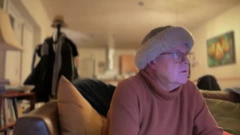 eros online show from 02-04-26, 12:05