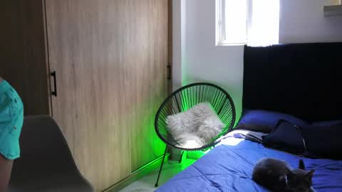 Snapshot of eroswild_ chatting on 06-09-26, 07:03 Eros Wild online show from 06-09-26, 07:03