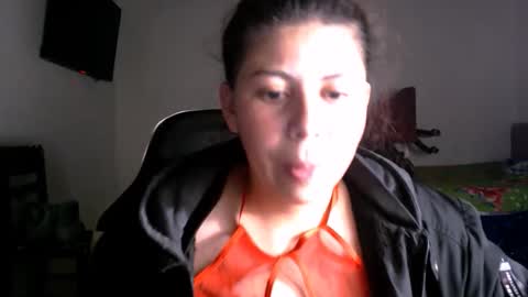 Sara online show from 04-18-26, 04:49