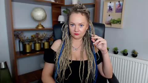 Snapshot of erotic_kaya chatting on 03-11-25, 05:35 KAYA online show from 03-11-25, 05:35