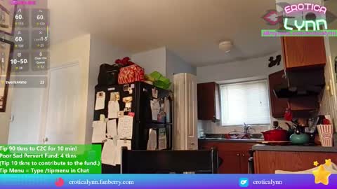 Lynn   online show from 11-18-25, 08:24