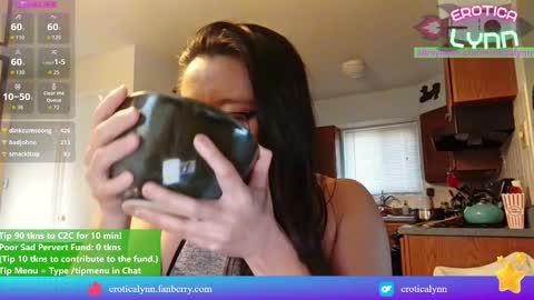 Lynn   online show from 12-04-25, 08:39