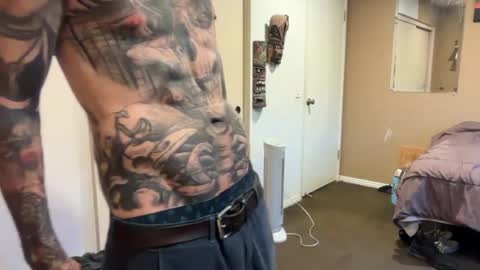 Snapshot of eroticcloseups chatting on 06-12-26, 04:17 Erotic CloseUps online show from 06-12-26, 04:17