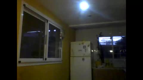 Snapshot of eroticsargentina chatting on 10-15-25, 10:21 eroticsargentina online show from 10-15-25, 10:21