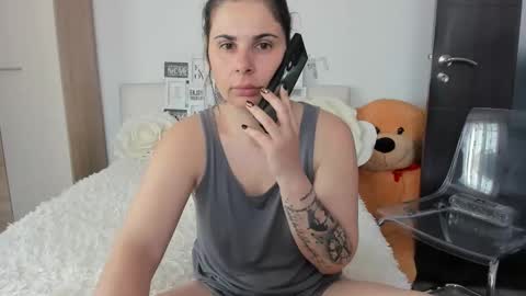 eroticsensualkitty4u online show from 04-20-26, 07:33