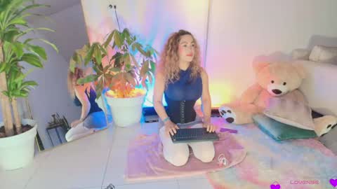 Snapshot of erotik_lady chatting on 05-23-26, 03:34 TINY online show from 05-23-26, 03:34