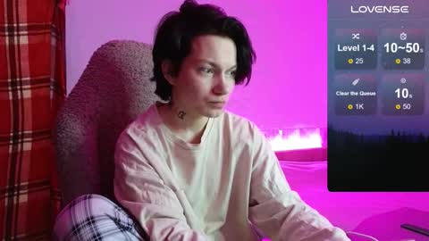 esajukyy online show from 11-19-25, 10:26