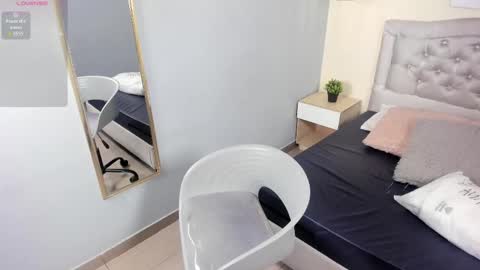 Escarlet online show from 02-14-26, 01:19