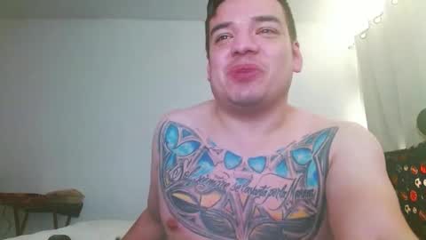 Snapshot of escodamus12 chatting on 12-18-24, 10:24 escodamus12 online show from 12-18-24, 10:24
