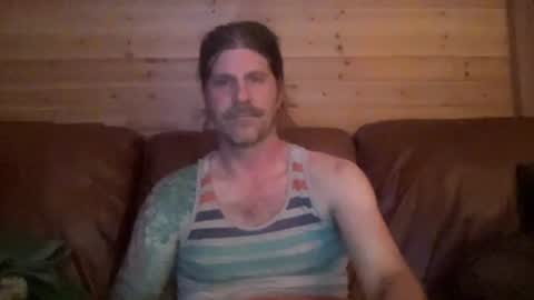 Snapshot of esinking24 chatting on 06-25-26, 01:16 esinking24 online show from 06-25-26, 01:16