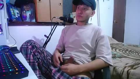 Snapshot of esjrobles chatting on 12-03-24, 05:42 Esteban online show from 12-03-24, 05:42