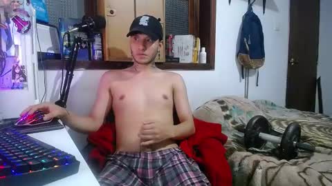 Snapshot of esjrobles chatting on 02-09-25, 07:16 Esteban online show from 02-09-25, 07:16