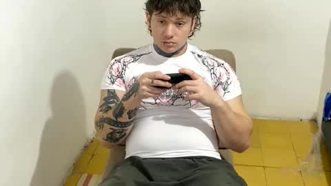 eskol212 online show from 02-20-26, 01:57