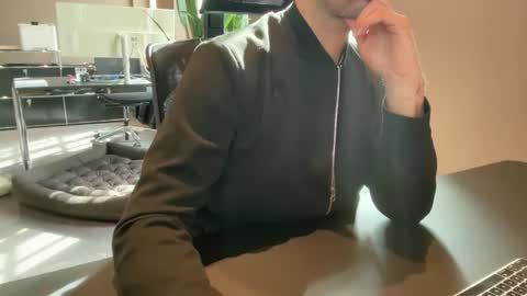 Snapshot of eskp chatting on 09-10-25, 09:31 eskp online show from 09-10-25, 09:31