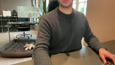 Snapshot of eskp chatting on 10-14-25, 08:26 eskp online show from 10-14-25, 08:26