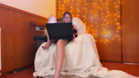 esma347866 online show from 01-16-26, 01:15