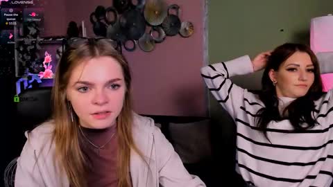 esma_shine online show from 11-09-25, 08:18