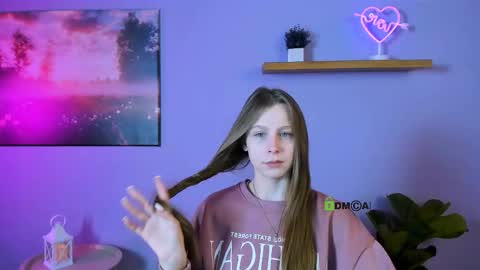 esme_moore_ online show from 11-06-25, 09:43