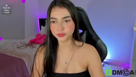 Esmeralda online show from 07-19-26, 12:31
