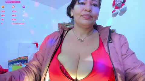 esme online show from 12-19-24, 09:17