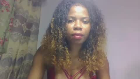 esmeraldae online show from 10-08-25, 08:39