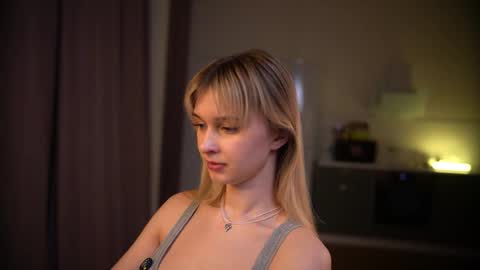 How was your Christmas online show from 03-12-26, 04:35