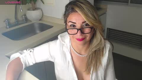 Juliana online show from 01-06-25, 11:52