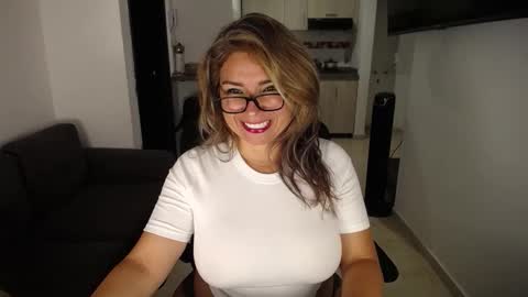 Juliana online show from 03-15-26, 12:05