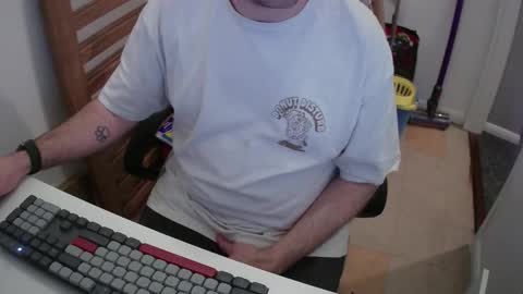 Snapshot of essex_wild chatting on 11-30-25, 05:50 Morph online show from 11-30-25, 05:50