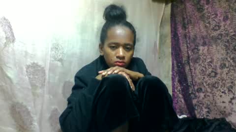 estancelee online show from 06-22-26, 03:47