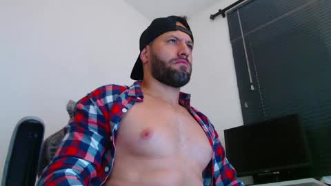 esteban online show from 05-25-26, 04:57