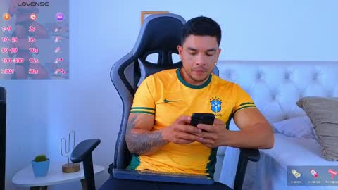 ESTEBAN online show from 03-30-26, 03:24