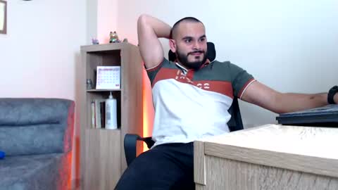 Snapshot of esteban_fer chatting on 07-01-26, 04:36 Esteban Fernandez online show from 07-01-26, 04:36