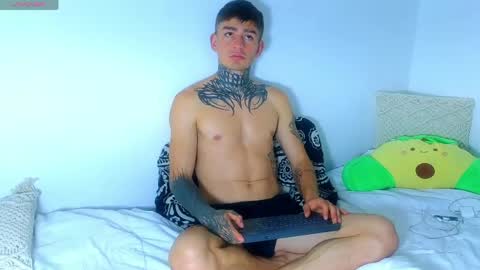 Snapshot of estebanchar_ chatting on 05-18-26, 04:24 Esteban independent model online show from 05-18-26, 04:24