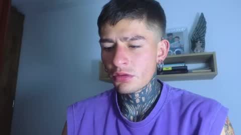 Snapshot of estebanchar_ chatting on 06-09-26, 12:11 Esteban independent model online show from 06-09-26, 12:11