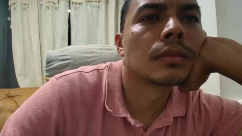 Snapshot of estebancot0314 chatting on 11-21-25, 05:06 Esteban online show from 11-21-25, 05:06