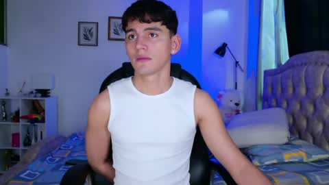 Esteban online show from 04-18-26, 11:14