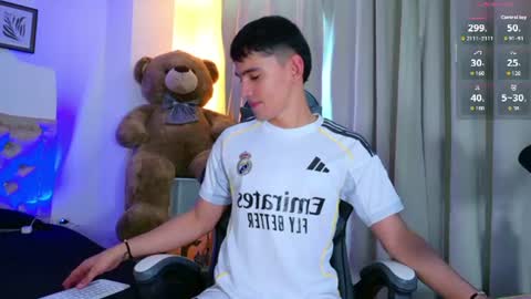 Snapshot of estebanperez_ chatting on 06-23-26, 07:12 Esteban online show from 06-23-26, 07:12