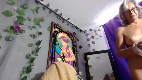 Snapshot of estelamaris1 chatting on 12-02-24, 02:52 estelamaris online show from 12-02-24, 02:52