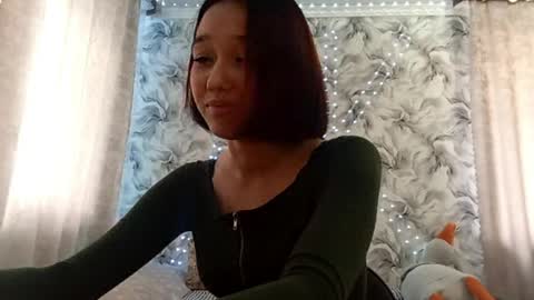 estellekirbo online show from 04-04-26, 12:57