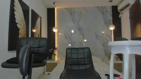 Snapshot of estephany_doll chatting on 12-26-24, 05:51 Estephany online show from 12-26-24, 05:51