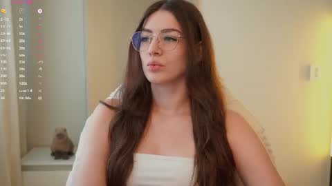 Snapshot of ester_hill chatting on 07-24-26, 03:26 Ester online show from 07-24-26, 03:26
